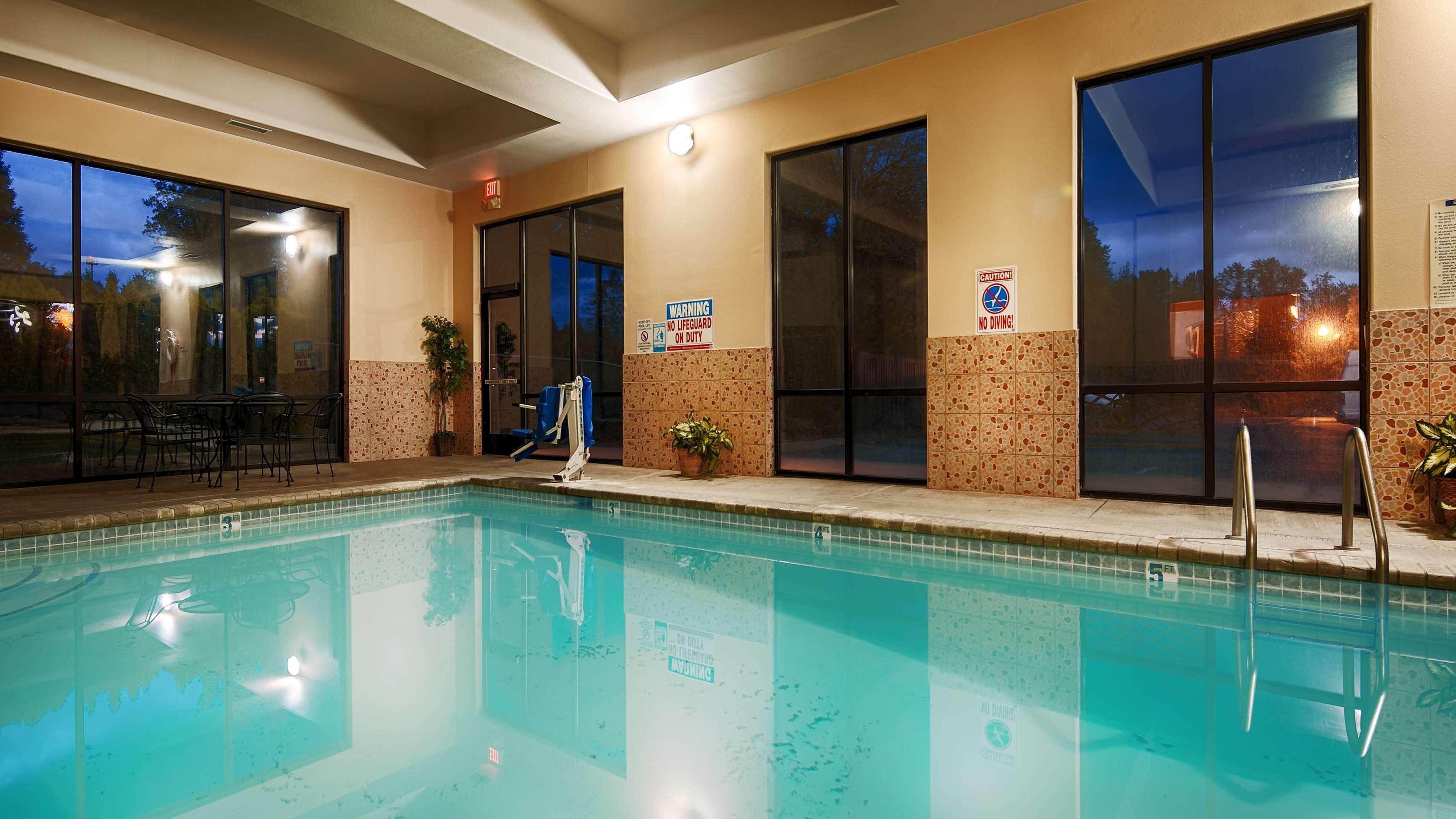 Best Western Plus Battleground Inn & Suites Battle Ground Exterior foto