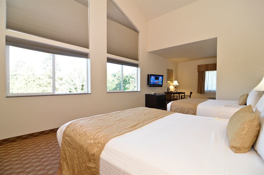 Best Western Plus Battleground Inn & Suites Battle Ground Exterior foto